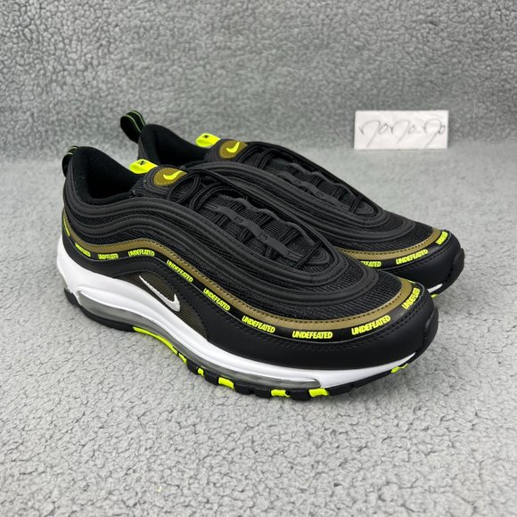 Undefeated Air Max Black And Yellow Nike Undefeated 90s (UK 9)